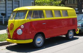Illustration for article titled Volkswagen Type 2 With Rare Condiment Colors Option